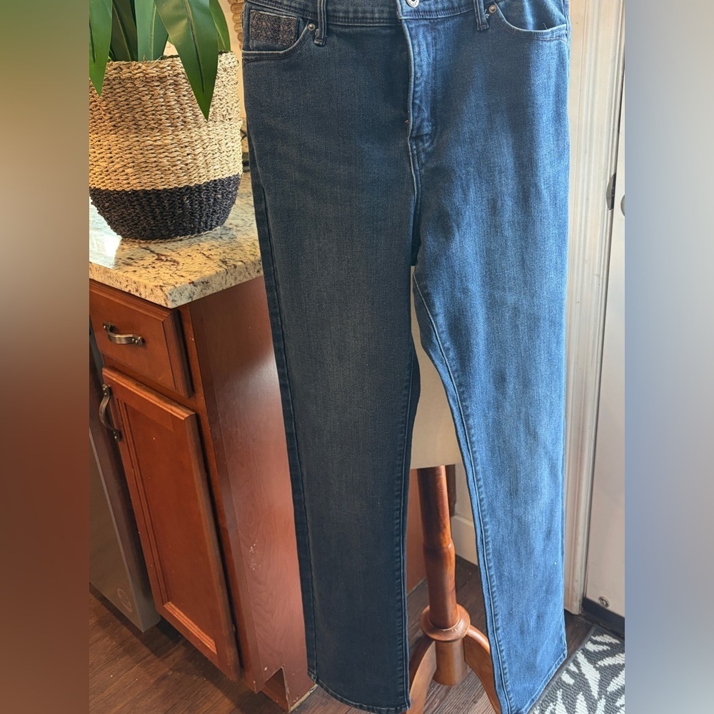 50 Levi’s Perfectly Slimming 512